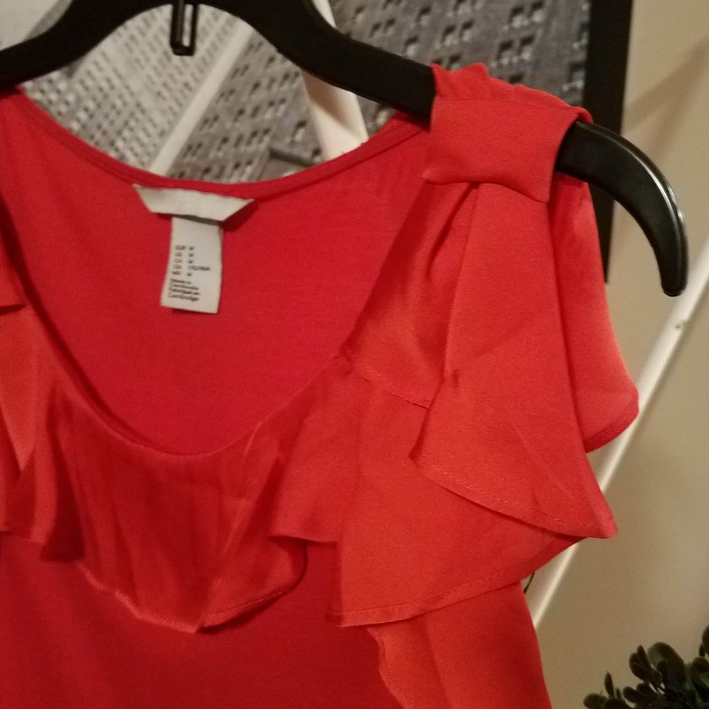 H & M Red Tank with Sateen Ruffle - Picture 4 of 6